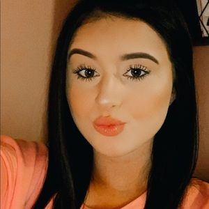 Meet your Posher, Kelsy